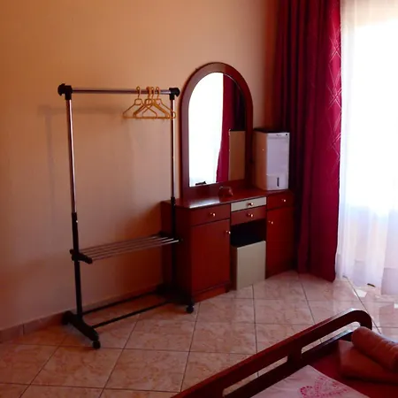 Montagna E Mare * Kallirakhi